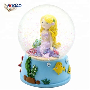 OEM Navidad Día de San Valentín cumpleaños regalo de Año Nuevo Bola de resina de agua sirena globo de nieve - Product Image 4