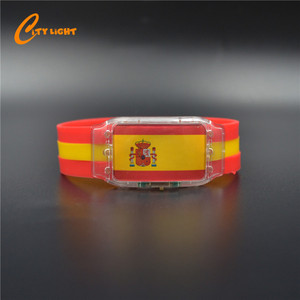 กำไลข้อมือไฟ LED ธงชาติ ขายส่งจากเซินเจิ้น สำหรับงานปาร์ตี้และคอนเสิร์ต - Product Image 5