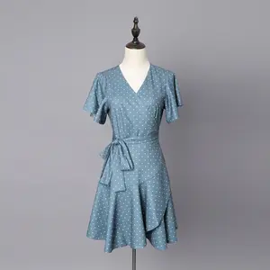 Nouvellement Arrivée Saison Estivale Boutique Femmes Bleu À Pois Blancs Impression Wrap À La Mode Manches Courtes Robe Décontractée