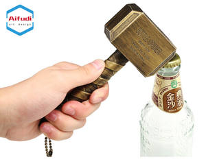 Venta caliente 3D creativo Thor martillo de Metal antiguo Aleación de Zinc abridor de botellas de <span class=keywords><strong>cerveza</strong></span> - Product Image 1