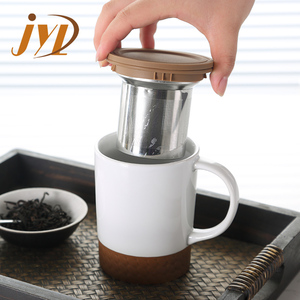 Trung Quốc Nhà Sản Xuất Giá Rẻ Cá Nhân Hóa Chất Lượng Cao 350cc Trà Gốm Infuser Cup <span class=keywords><strong>Mug</strong></span> Với Silicone Nắp - Product Image 2