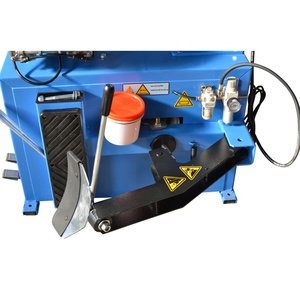 <span class=keywords><strong>Desmontadora</strong></span> <span class=keywords><strong>de</strong></span> Neumáticos Semiautomática AA4C, Máquina <span class=keywords><strong>de</strong></span> Cambio <span class=keywords><strong>de</strong></span> Neumáticos, <span class=keywords><strong>Desmontadora</strong></span> <span class=keywords><strong>de</strong></span> Neumáticos Automática AA-TC112 - Product Image 5