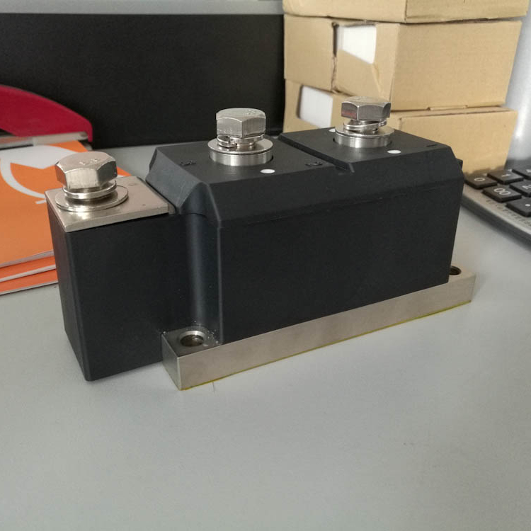 Russian Type Thyristor Module MT3-800-18D MT3-800 MT3-800-18