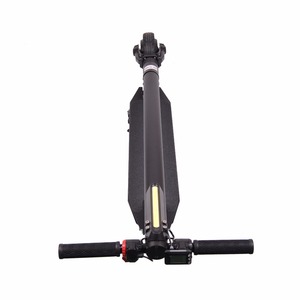 <span class=keywords><strong>Trottinette</strong></span> électrique pliable en alliage d'aluminium, 2 roues de 5 pouces, avec <span class=keywords><strong>amortisseur</strong></span> et lumière LED, pour adulte, livraison gratuite - Product Image 4