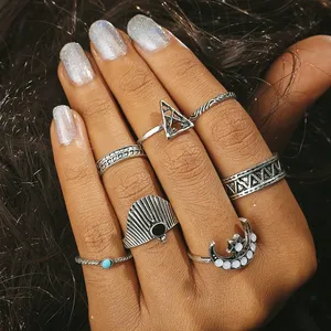 초승달 삼각형 크라운 모양의 중공 금속 너클 손가락 반지 세트 여성 빈티지 기하학적 모양 손가락 반지