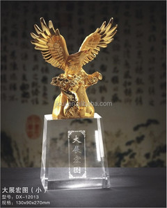Trofeo a Forma di Aquila Decorazione per la Casa Regalo e Artigianato Aquila in Ottone - Product Image 2