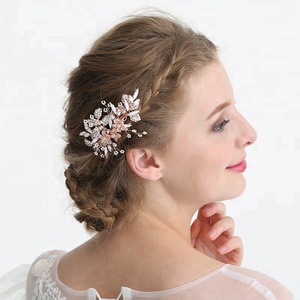 Vintage oro rosa di cristallo <span class=keywords><strong>per</strong></span> capelli da sposa pettini <span class=keywords><strong>per</strong></span> capelli di perle <span class=keywords><strong>accessori</strong></span> <span class=keywords><strong>per</strong></span> <span class=keywords><strong>damigelle</strong></span> e abito da sposa da donna - Product Image 2