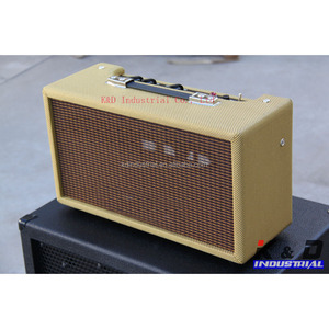 63 Tube Reverb de légendaire de Tubes Reverb Guitar Amplifier - Product Image 1