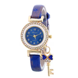 Women's Wristwatch Luxury Key Pendant Vintage Leather Quartz Watch Fashion Ladies Creative Women Watches