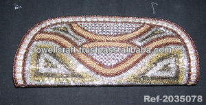 Pochette en satin Lowellcraft pour femmes, provenant de Delhi - Product Image 2