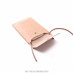 Funda bandolera para teléfono móvil de cuero genuino - Product Image 4