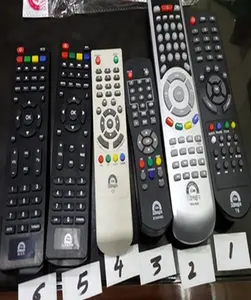 Yeni TV ve DVD, tüm markalar ve tüm ülke için evrensel uzaktan kumanda oturdu