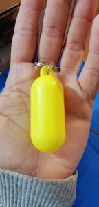 مصنع OEM مخصص شعار كبسولة حبوب منع الحمل المفاتيح العائمة درابزين الطفو إيفا رغوة حلقة رئيسية البحرية الإبحار قارب تعويم قناة المفاتيح - Product Image 3