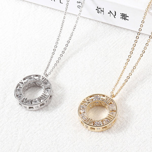 Marchio di gioielli in numero <span class=keywords><strong>romano</strong></span> placcato oro in acciaio inox moda numero <span class=keywords><strong>romano</strong></span> Cubic Zirconia cerchio ciondolo collane da donna - Product Image 1