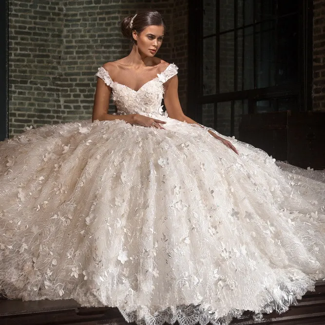 2021 manica lunga con spalle scoperte fiori 3D pizzo abito da sposa arabo abito da sposa principessa avorio abito da ballo da sposa