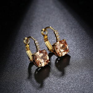 LUOTEEMI <span class=keywords><strong>donna</strong></span> che vende Champagne Color oro un <span class=keywords><strong>orecchini</strong></span> a cerchio con <span class=keywords><strong>Clip</strong></span> geometrico con zirconi - Product Image 5