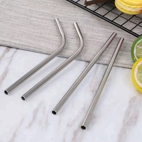 Ensemble de pailles réutilisables en métal et acier inoxydable coloré Paille milkshake en métal avec sac en tissu et paille en métal