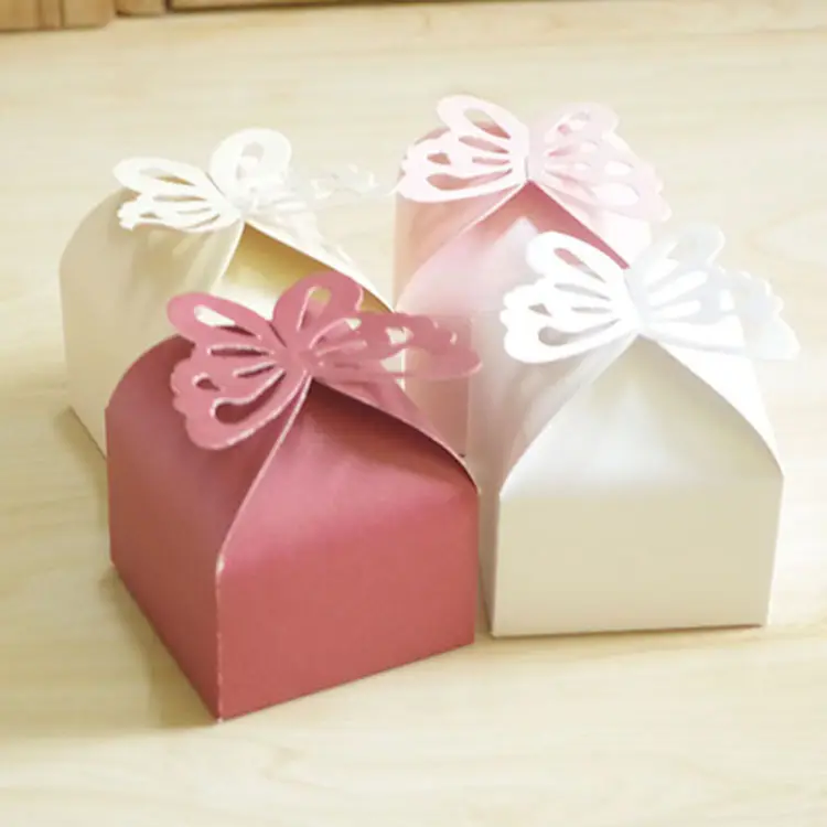 Yiwu के लिए सुशोभित कागज उपहार कैंडी पैक बॉक्स जन्मदिन की पार्टी मोती कागज सामग्री