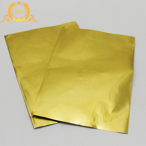 Papel laminado de papel de aluminio recubierto dorado para embalaje de <span class=keywords><strong>chocolate</strong></span> - Product Image 3
