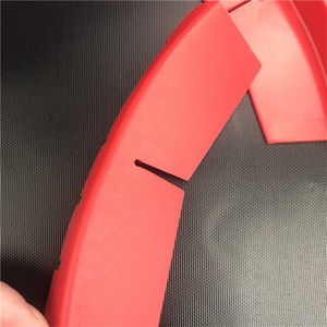 Moule protecteur de pizza en silicone de 8 à 12 pouces pour la cuisson de pizzas et de casseroles. - Product Image 2