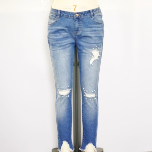 Wholesale 2018 Korean style of Fall/Winter destroy wash and sequin patch jeans - Product Image 1