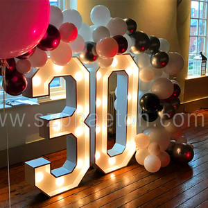 Decorazioni per Festa di Compleanno 30 Anni, Lettere e Numeri Giganti in Metallo con Luci LED, Alimentazione AC per Decorazioni di Compleanno - Product Image 1