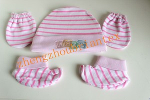 Briantex Ensemble de 3 pièces chaudes de haute qualité pour bébé Chaussettes pour bébé Chapeaux pour bébé - Product Image 4