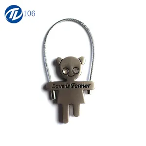 Popular promotional gift funny dog metal keychain/keyring
