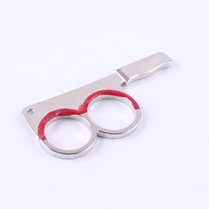 <span class=keywords><strong>Couteau</strong></span> à anneau à double doigt en métal argenté avec émail rouge Design <span class=keywords><strong>sanglant</strong></span> drôle pour les décorations de fête - Product Image 1