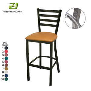 Tabourets <span class=keywords><strong>de</strong></span> <span class=keywords><strong>bar</strong></span> modernes en fer avec dossier, hauteur comptoir, rembourrés – Mobilier commercial d'<span class=keywords><strong>occasion</strong></span> pour café et cuisine - Product Image 3