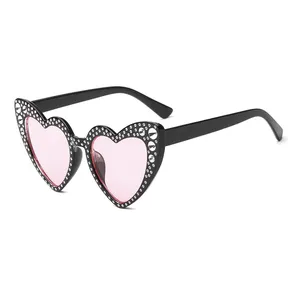 8071 Retro Diamond Vintage Heart Shape Sun Glasses Heart Shaped Sunglasses Women