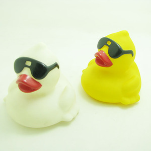 BPA miễn phí cao su vịt nhấp nháy ánh sáng nước lên Tắm Cao su Kính vịt cho bé - Product Image 4