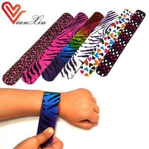 Estilo diferente pulsera bofetada para mejor pulsera de reloj colorido plástico personalizar USB bofetada pulsera - Product Image 5