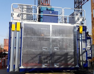 Elevador de construcción de pasajeros y material de cremallera y piñón de 3 toneladas, elevador de construcción, fabricante de elevadores de construcción - Product Image 3