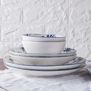 <span class=keywords><strong>Service</strong></span> de table en céramique <span class=keywords><strong>bleu</strong></span> <span class=keywords><strong>et</strong></span> <span class=keywords><strong>blanc</strong></span> avec assiette, produit en porcelaine durable, catégorie de produits - Product Image 2