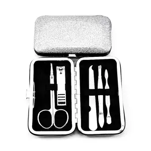 Manufacturer grooming salon spa beauty nail manicure pedicure set travel personal care tools gift set in sliver glitter case