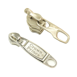 Logotipos Personalizados Nylon Cremallera Slider 5 proveedor de Alibaba - Product Image 1