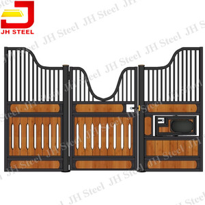 Box per Cavalli di Lusso con Porta a Serranda e Mangiatoia Mobile - Product Image 3