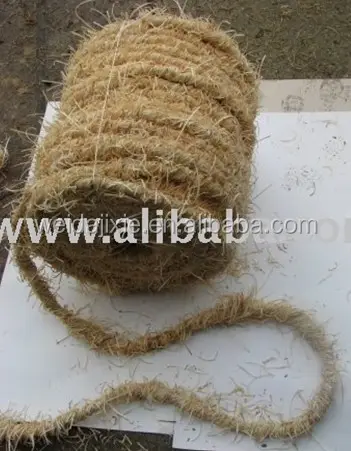 Wood wool rope twisting machine
