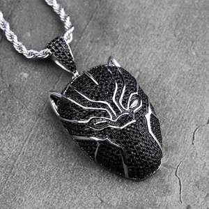 Bijoux Hip Hop KRKC&CO pour les fans de <span class=keywords><strong>figurines</strong></span> Marvel, pendentif Black Panther serti de zircon, pendentif de dessin animé, pendentif en zircon - Product Image 2