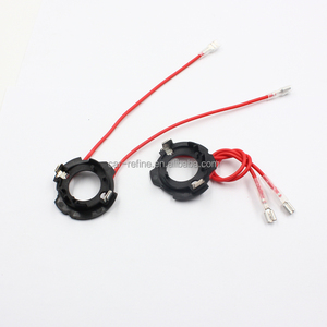 FSYLX Clip de fixation de phare LED <span class=keywords><strong>H7</strong></span> pour <span class=keywords><strong>Volkswagen</strong></span> Golf 5 Adaptateur de douille de phare <span class=keywords><strong>H7</strong></span> pour VW Golf <span class=keywords><strong>Support</strong></span> d'<span class=keywords><strong>ampoule</strong></span> <span class=keywords><strong>H7</strong></span> - Product Image 1