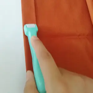 Rouleau d'outils de couture qui ne fonctionne pas, fonctionne sans même que le trèfle, tissu imprimé, maintien rapide des plis - Product Image 1