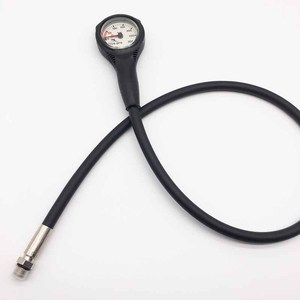 Manômetro de Pressão para Mergulho com Mangueira de 80cm, Pressão Máxima de 400 Bar, Certificado CE - Product Image 4