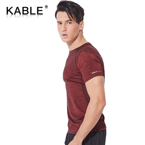 Di alta qualità da <span class=keywords><strong>uomo</strong></span> estate attillato sport traspirante rapido asciutto leggero Tshirt Fitness <span class=keywords><strong>palestra</strong></span> corsa <span class=keywords><strong>abbigliamento</strong></span> <span class=keywords><strong>sportivo</strong></span> con Logo - Product Image 3