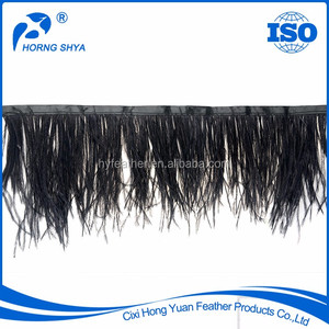 NO. 1 de China Al Por Mayor Adornos De Plumas Fringe Muestra Gratuita Personalizada OEM Negro Avestruz Ajuste de la Pluma - Product Image 1