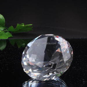 Atacado Agradável Lembrança Presentes Decoração De Vidro <span class=keywords><strong>Paperweight</strong></span> Diamante Em Forma De Diamante De Cristal <span class=keywords><strong>Paperweight</strong></span> - Product Image 1