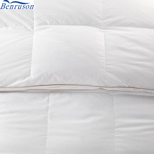 Duvet de canard blanc pratique lavable de textile à la <span class=keywords><strong>maison</strong></span> pour le parent et le bébé - Product Image 4