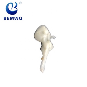 Bottiglia del carro armato di troppo pieno di espansione del liquido refrigerante per l'oem 221 500 03 49 2215000349 del <span class=keywords><strong>Benz</strong></span> <span class=keywords><strong>W221</strong></span> - Product Image 4