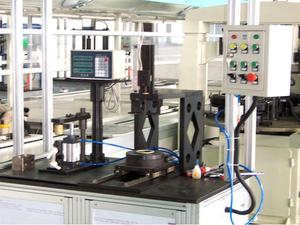 แม่ปั๊มเบรกอะไหล่รถยนต์หล่อสูง - Product Image 2