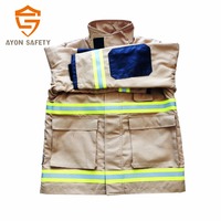 Haute Qualité Feu D'urgence Ignifuge Utilisé Pompier Costume Uniforme De Sauvetage